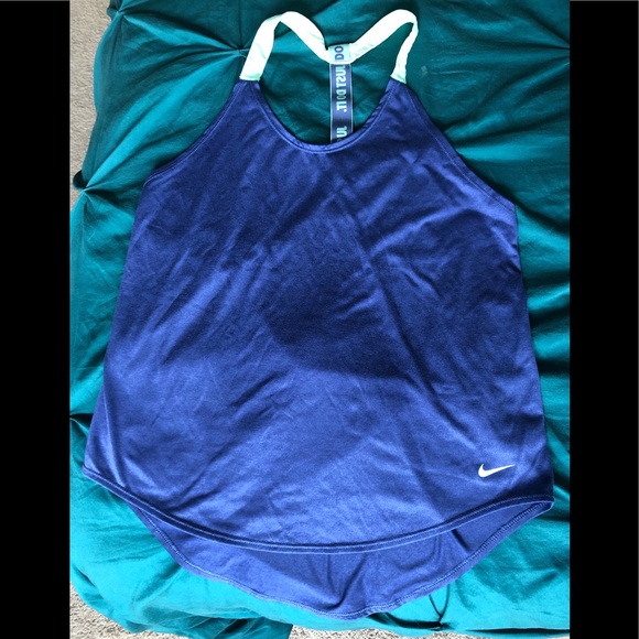 Nike dri-fit athletic top - Picture 2 of 3